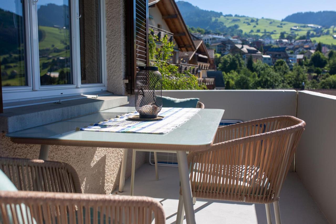 Traumhafte Sonnenresidenz Mit Berg- Und Seeblick امدن المظهر الخارجي الصورة